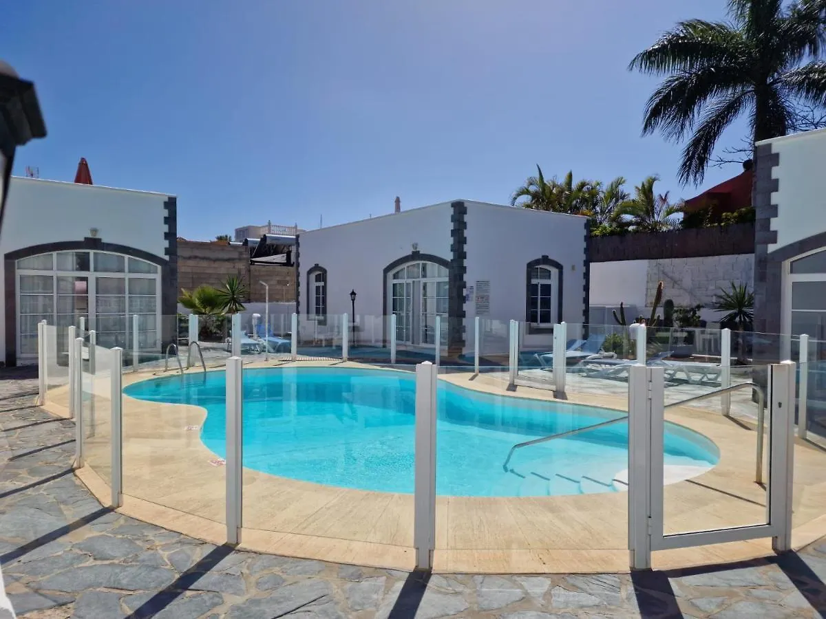 Nora Retreat Villa Corralejo Spain